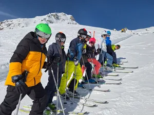 Impressionen aus dem Wintersportlager der Primarschule Rüti in Arosa vom 11. bis 16. Februar 2024. Impressionen aus dem Wintersportlager der Primarschule Rüti in Arosa vom 11. bis 16. Februar 2024.