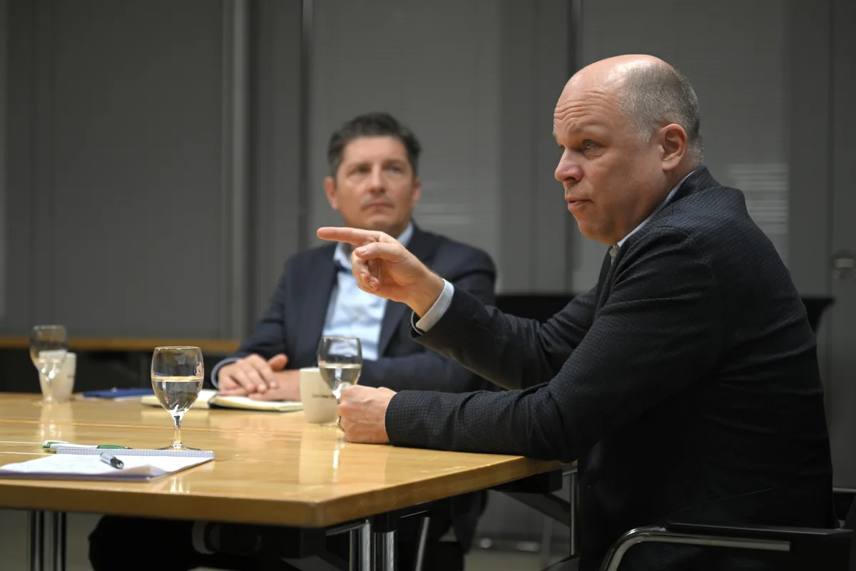 «Eine Nachlassstundung ist wie eine Chemotherapie»: Spitaldirektor Hansjörg Herren (rechts) und Andreas Mika, Präsident des Verwaltungsrats.