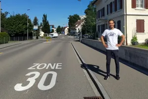 Für Austin Widmer ist die Tempo-30-Zone auf der Usterstrasse nicht gut geplant. Sie hat der Akzeptanz der Tempordeuktion geschadet. Für Austin Widmer ist die Tempo-30-Zone auf der Usterstrasse nicht gut geplant. Sie hat der Akzeptanz der Tempordeuktion geschadet.