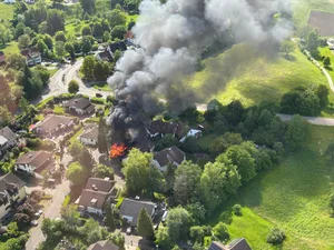 Der Brand ereignete sich mitten in einem Wohnquartier. Der Brand ereignete sich mitten in einem Wohnquartier.