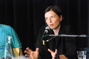 Dorothee Elmiger liest aus ihrem neuesten Buch: Die Holländerinnen. Dorothee Elmiger liest aus ihrem neuesten Buch: Die Holländerinnen.