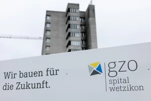 Matthias P. Spielmann, CEO Spital Wetzikon, und Jürg Kündig, VR Präsident Spital Wetzikon, im Interview. Matthias P. Spielmann, CEO Spital Wetzikon, und Jürg Kündig, VR Präsident Spital Wetzikon, im Interview.