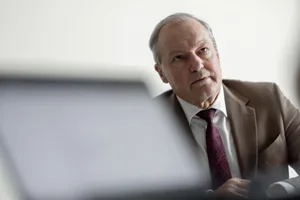 Interview mit Hansjörg Herren , CEO Spital Wetzikon, und Jörg Kündig, VR Präsident. Interview mit Hansjörg Herren , CEO Spital Wetzikon, und Jörg Kündig, VR Präsident.