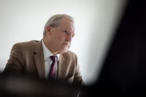 Interview mit Hansjörg Herren , CEO Spital Wetzikon, und Jörg Kündig, VR Präsident. Interview mit Hansjörg Herren , CEO Spital Wetzikon, und Jörg Kündig, VR Präsident.