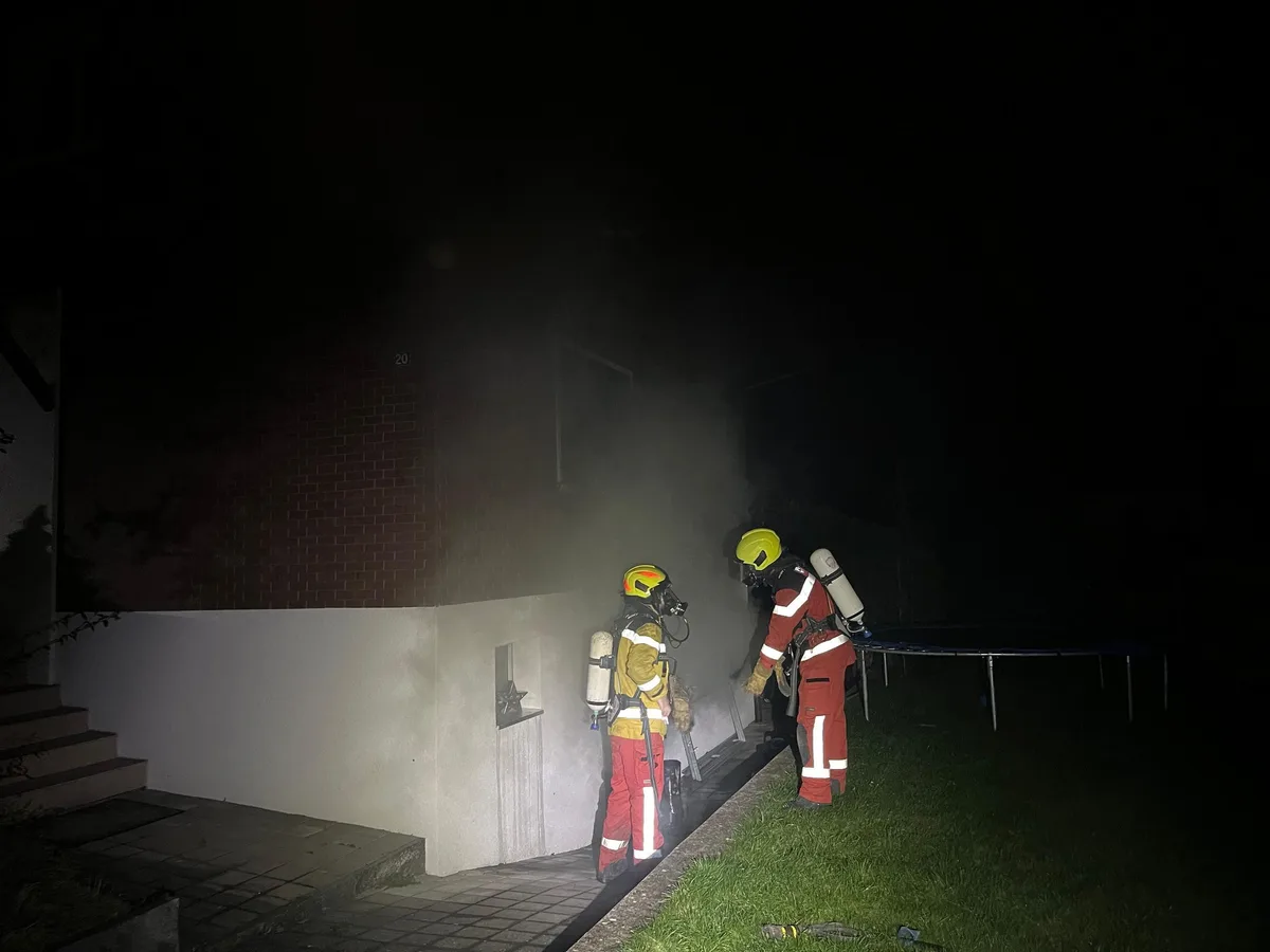 bei einem Brand wurde ein 42-Jähriger lebensbedrohlich verletzt. bei einem Brand wurde ein 42-Jähriger lebensbedrohlich verletzt.