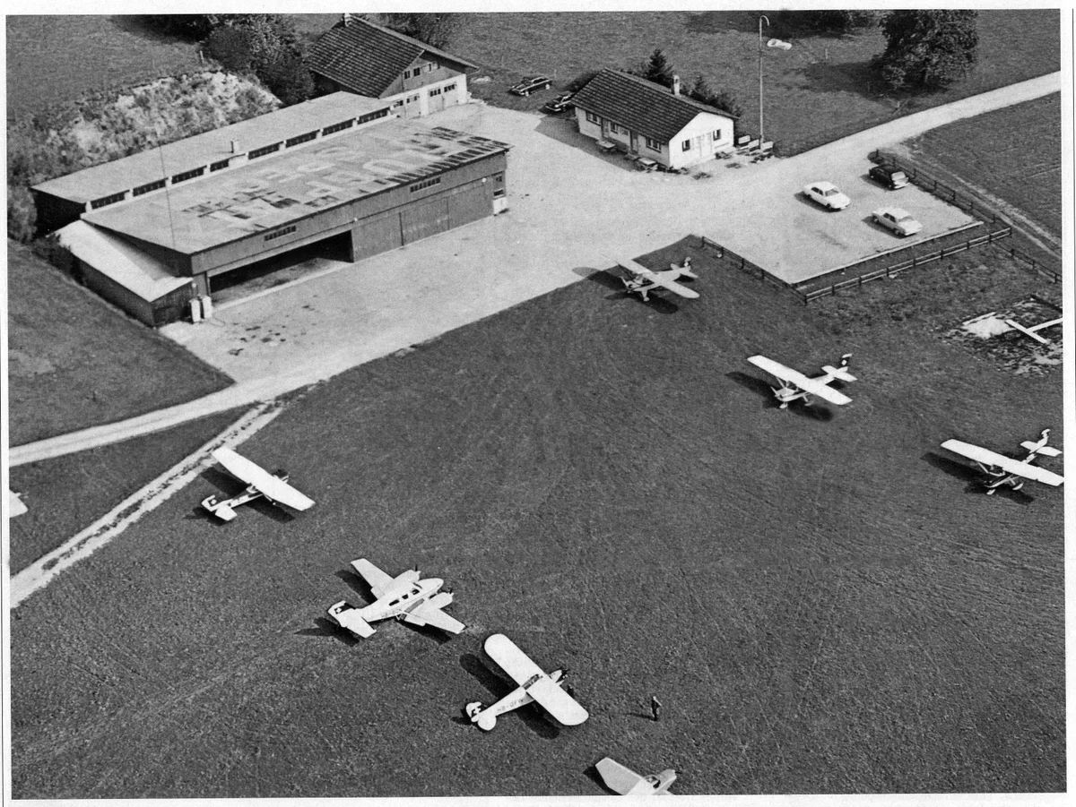 Historische Aufnahmen vom Flugplatz Speck in Fehraltorf. Historische Aufnahmen vom Flugplatz Speck in Fehraltorf.
