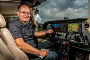 12577348-5 Daniel Stäubli ist Vizepräsident der Flugsportgruppe Zürcher Oberland.