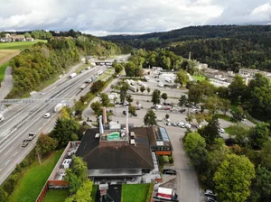 24320163-1 Punktete bei den Testern: Die Raststätte Kemptthal erreicht Platz 3 im Hinblick auf ihre Wohnmobiltauglichkeit.