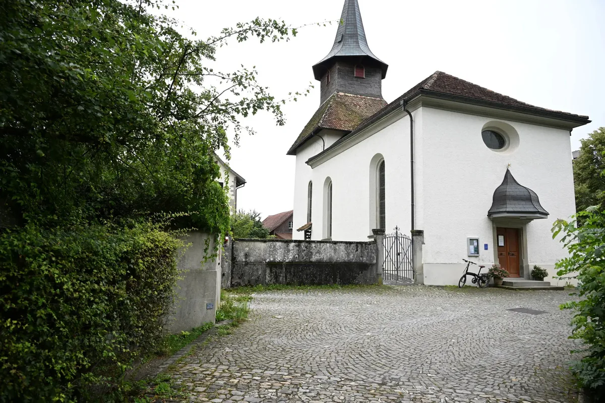 Die Kirchenpflege sieht grosses Potenzial in der Kirche Kyburg, weil zahlreiche Menschen an ihr vorbeiziehen. Die Kirchenpflege sieht grosses Potenzial in der Kirche Kyburg, weil zahlreiche Menschen an ihr vorbeiziehen.