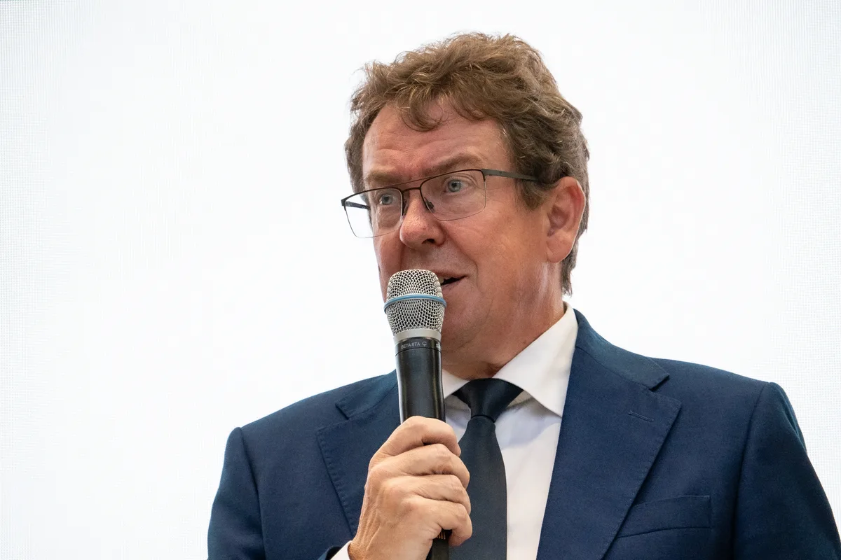 30034321-2 Bundesrat Albert Rösti