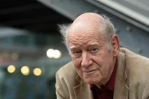 Franz Hohler macht mit seiner Lesung auch Halt im Oberland. Franz Hohler macht mit seiner Lesung auch Halt im Oberland.