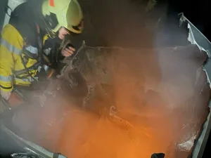 28642709-1 Das Feuer im Gebäude der Schellenberg Textildruck AG war rasch unter Kontrolle.
