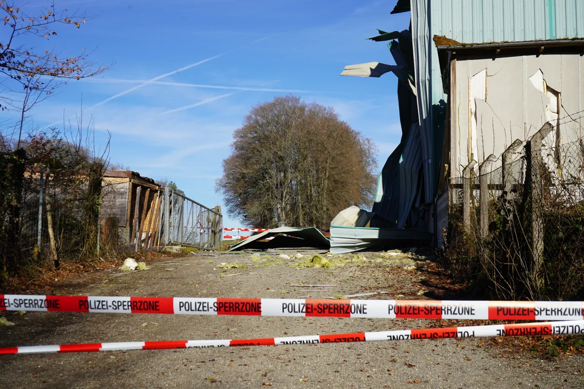 Zerstörung auf dem Tätsch Areal