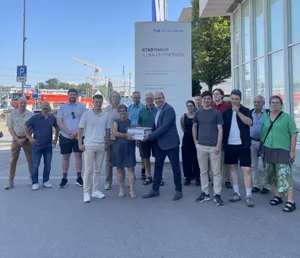 30872204-1 Die Bodeninitiative ist mit 600 Unterschriften eingereicht.