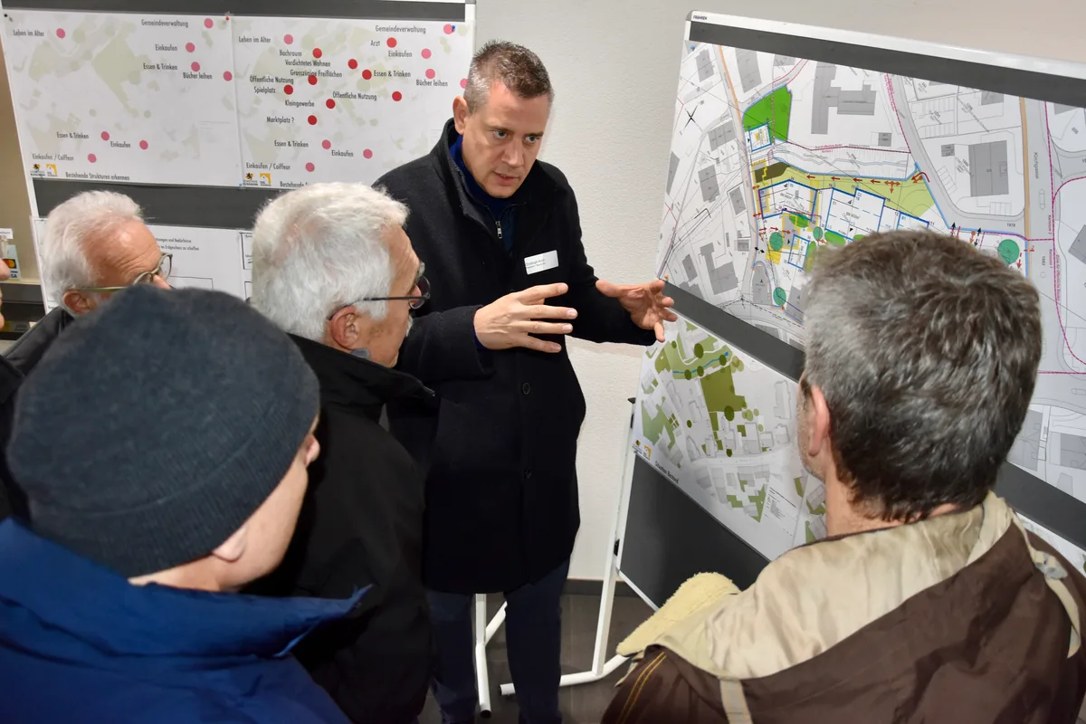22581650-1 Im Zentrum von Russikon soll zusätzlicher Wohn- und Gewerberaum geschaffen werden. Darüber wird die Gemeindeversammlung vom 4. Dezember befinden.