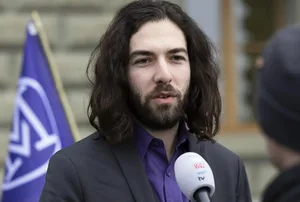 Nicolas Rimoldi will der FDP Illnau-Effretikon beitreten. Nicolas Rimoldi will der FDP Illnau-Effretikon beitreten.