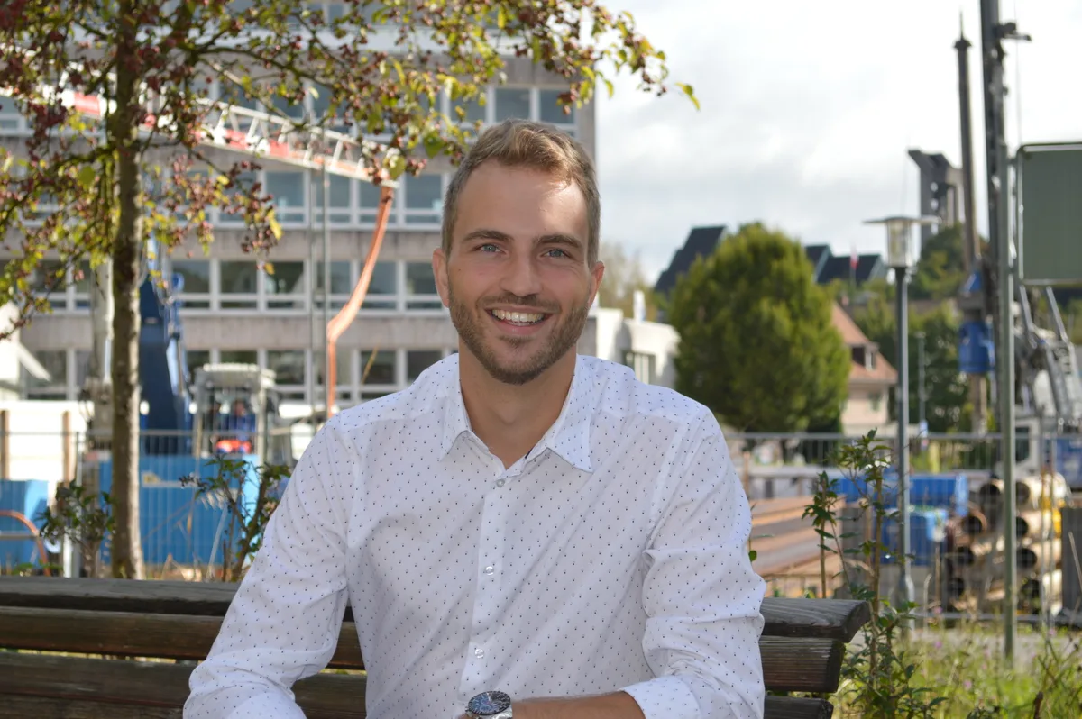 Simon Binder, der neue Parlamentspraesident in Illnau-Effretikon wird für ein Jahr die Sitzungen fuehren.
