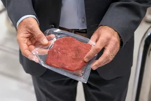 Rindfleisch aus dem Labor: Ein Prototyp von Aleph Farms. Rindfleisch aus dem Labor: Ein Prototyp von Aleph Farms.