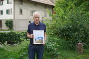Für seine 200. Anfrage wurde Paul Stopper (BPU) mit einer Urkunde geehrt. Eines seiner Hauptanliegen ist seit Jahrzehnten der Naturschutz. Für seine 200. Anfrage wurde Paul Stopper (BPU) mit einer Urkunde geehrt. Eines seiner Hauptanliegen ist seit Jahrzehnten der Naturschutz.