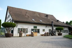 Kaum zu glauben: Nach fast zwei Jahrzehnten lebt der «Waldhof Guldenen» in Maur wieder auf. Kaum zu glauben: Nach fast zwei Jahrzehnten lebt der «Waldhof Guldenen» in Maur wieder auf.