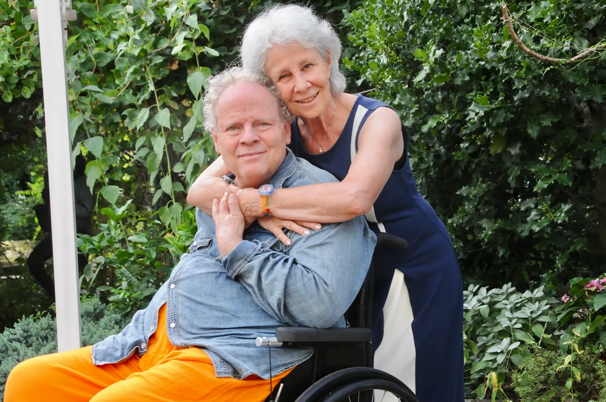 31044931-3 Vivienne Schmid-Greenwood und Christian Beusch lassen sich von Hindernissen nicht ausbremsen.