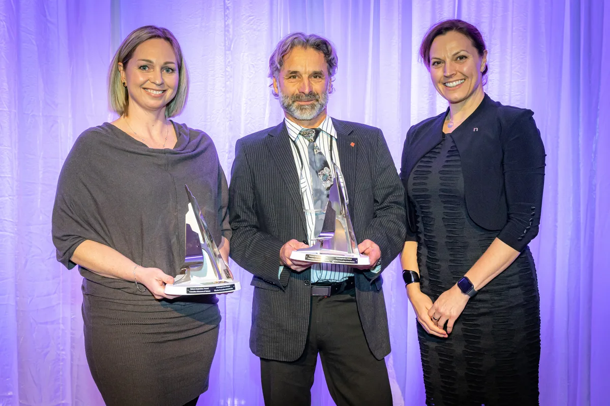 Grosse Ehre für Dany Zbinden: Im letzten Jahr gewann er mit seinem Team den Nature Inspirational Award vom Canadian Museum of Nature in Ottawa.
