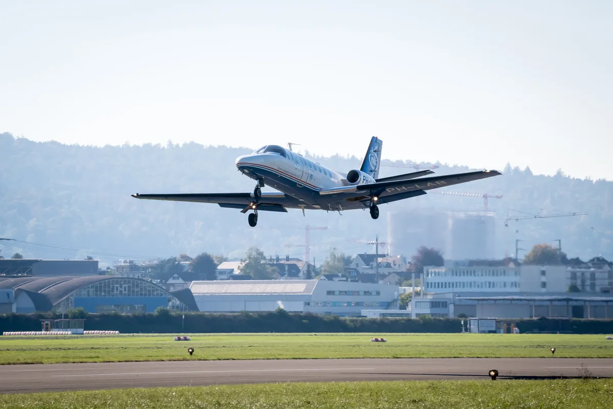 Auf dem Weg in die Schwerelosigkeit mit der Cessna Citation II des Royal Netherlands Aerospace Centre NLR.