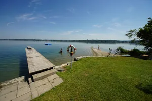 20124915-2 Lage, Lage, Lage: Maur überzeugt mit dem See und der Nähe zur Stadt.