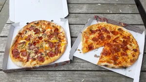 12654853-2 Pizza Volpe Foodtruck Serie Pizzamobil Dübendorf