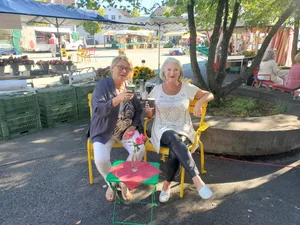 21824117-5 Impressionen Wochenmarkt Dübendorf