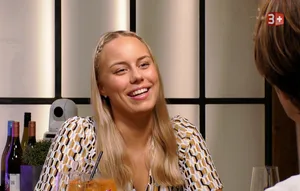 22780879-5 Laura strahlt über beide Ohren - ob das an ihrem Date liegt, wird die Sendung am 17. Januar auflösen.