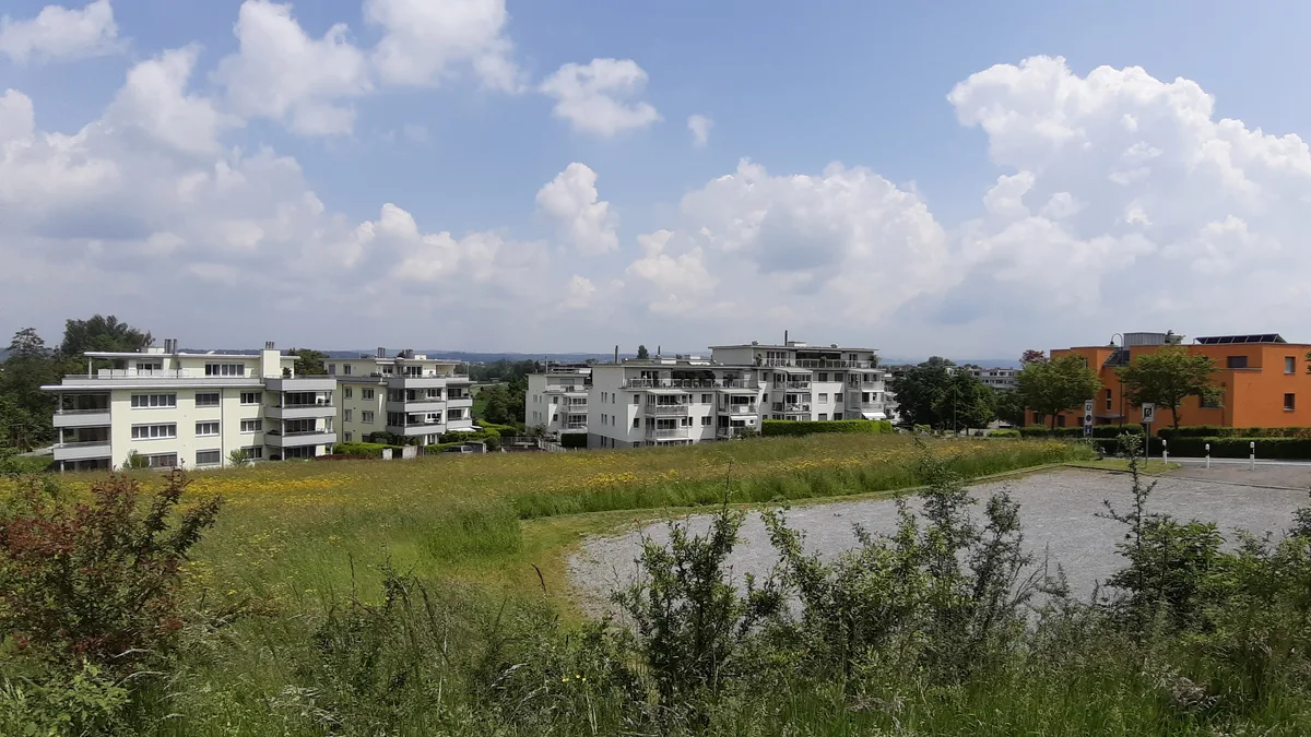 Gebiet Letzacher in Fällanden
Möglicher Standort für Asylunterkunft mit Containern Gebiet Letzacher in Fällanden
Möglicher Standort für Asylunterkunft mit Containern