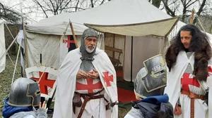 Mittelalter-Event Tempelritter in Dübendorf
San-Dro Magnus Magister spricht Mittelalter-Event Tempelritter in Dübendorf
San-Dro Magnus Magister spricht