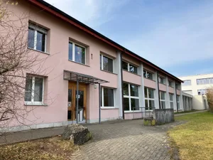 Die Trunhalle Bachtel in Egg soll mit einem Neubau ersetzt werden. Erst muss aber die Gemeindeversammlung einen Planungskredit sprechen. Die Trunhalle Bachtel in Egg soll mit einem Neubau ersetzt werden. Erst muss aber die Gemeindeversammlung einen Planungskredit sprechen.