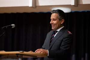 Andreas Baumgartner, Kommandant Stapo Uster, spricht an der Vereidigungsfeier der Stadtpolizei Uster im Landenberghaus. Andreas Baumgartner, Kommandant Stapo Uster, spricht an der Vereidigungsfeier der Stadtpolizei Uster im Landenberghaus.