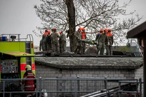 Erdbeben Übung mit Polizei, Feuerwehr und Zivilschutz Erdbeben Übung mit Polizei, Feuerwehr und Zivilschutz
