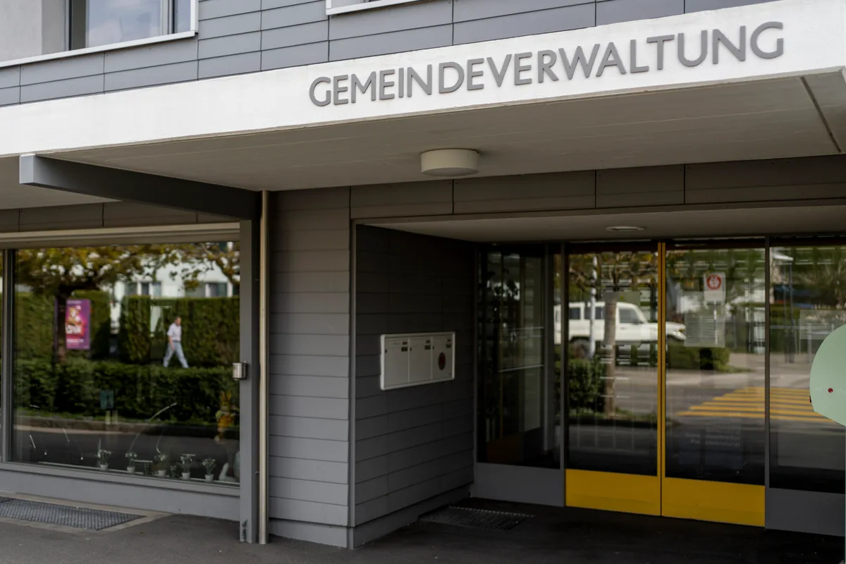 Gemeindehaus Schwerzenbach am 13.4.2020. Foto: Christian Merz
