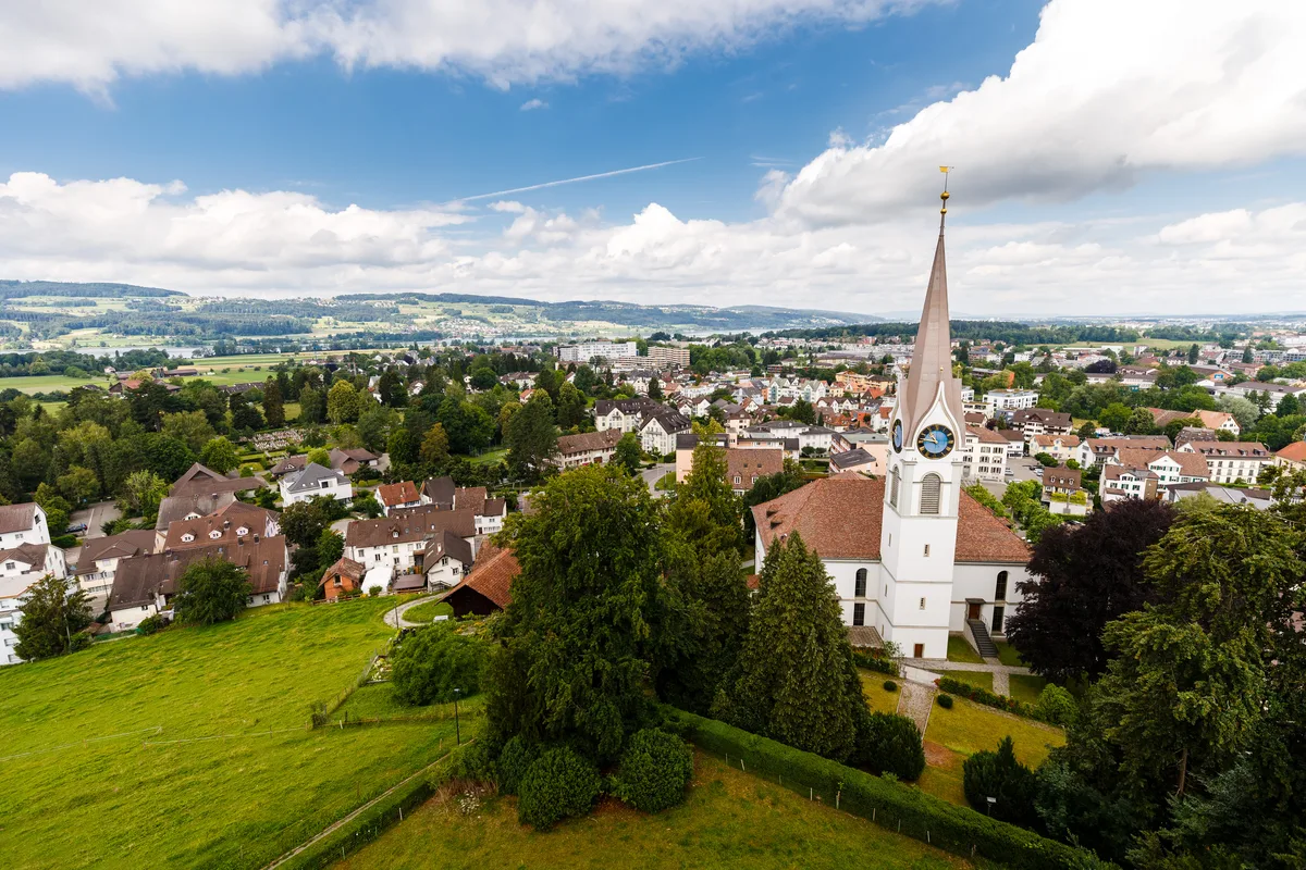 12985757-4 Schloss Uster