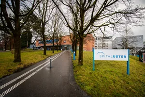 22565703-2 Spital Uster