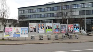 Wahlplakate beim Stadthaus vor den kantonalen Wahlen im Februar 2023 Wahlplakate beim Stadthaus vor den kantonalen Wahlen im Februar 2023
