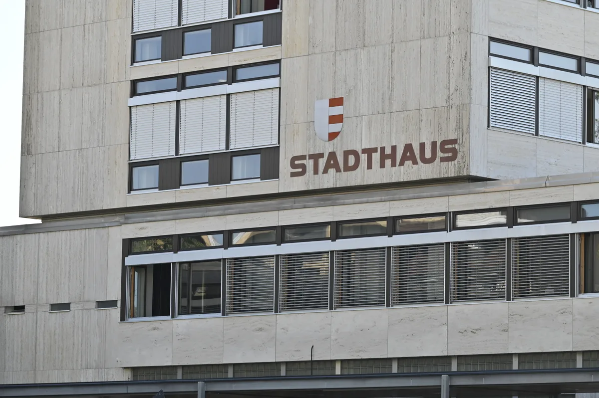 Im Stadthaus Uster werden die finanziellen Weichen für die kommenden Jahre gestellt.