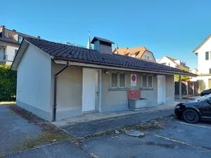 28642223-2 Die ehemaligen Militärküchen sollen neuem Wohnraum weichen.