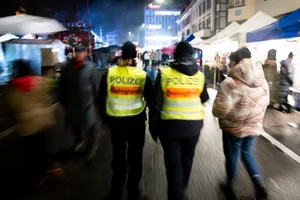 Dialogteam der Stadtpolizei Uster am Ustermärt 2023 Dialogteam der Stadtpolizei Uster am Ustermärt 2023