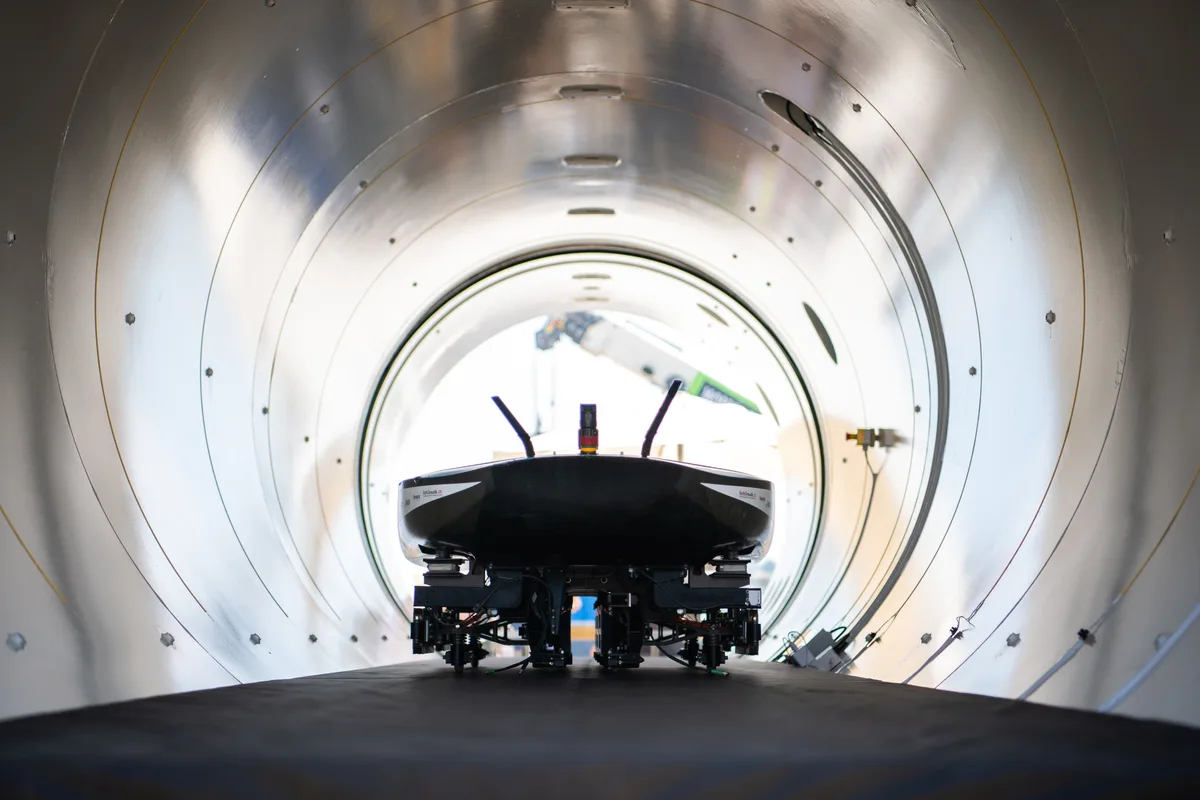Hyperloop-Technologie im Innovationspark Dübendorf
20.7.2024 Hyperloop-Technologie im Innovationspark Dübendorf
20.7.2024