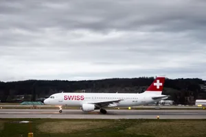 Der Flughafen Zürich plant, dass bei Bisenwetter in Richtung Uster gestartet wird. Der Flughafen Zürich plant, dass bei Bisenwetter in Richtung Uster gestartet wird.