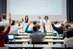 22292775-2 Symbolbilder anlaesslich Sitzung des Gemeinderates der Stadt Dübendorf am 3. Oktober 2022.
