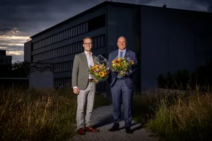 Roger Gallati und Christian Meyer vor dem Stadthaus Roger Gallati und Christian Meyer vor dem Stadthaus