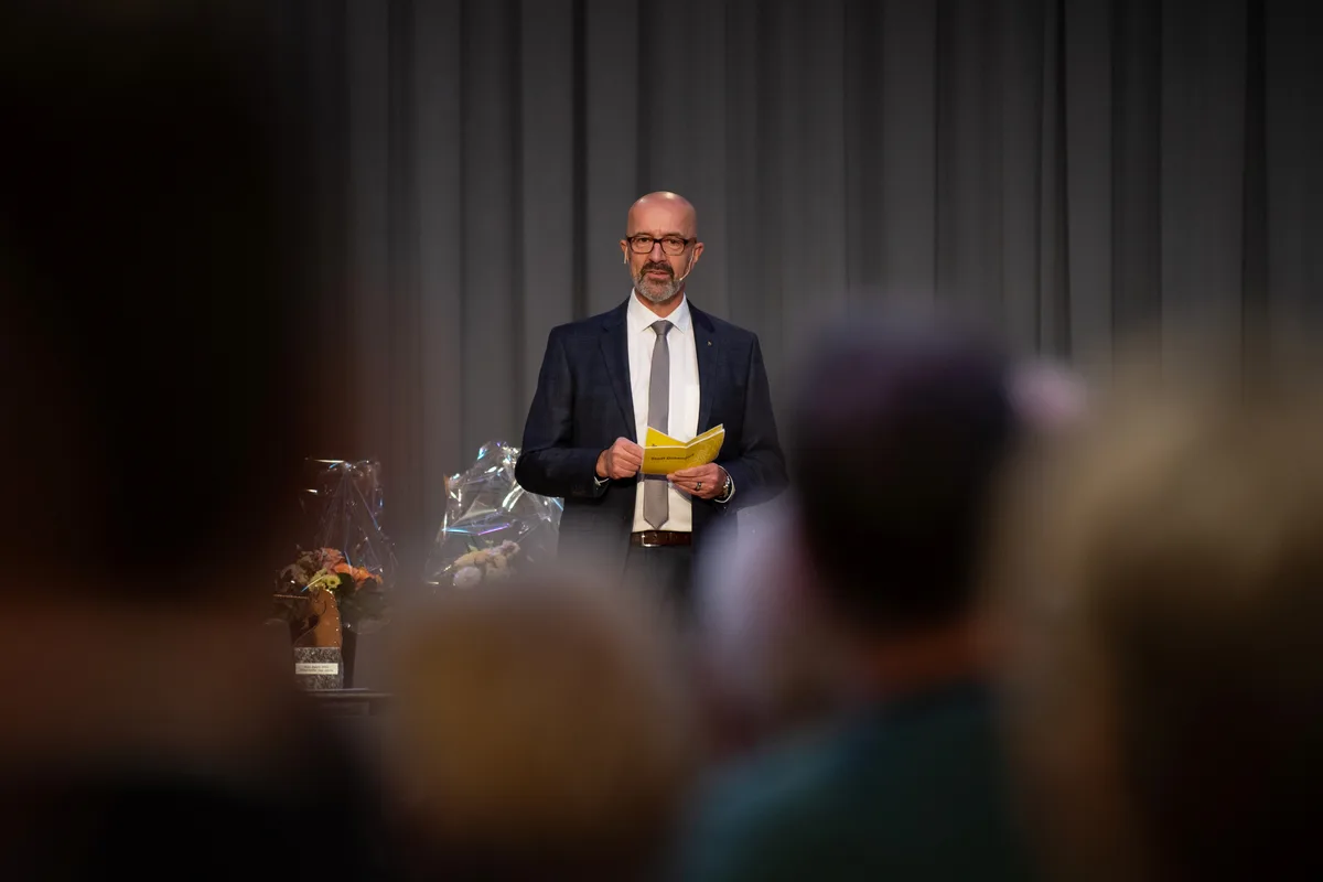Stadtpräsident André Ingold bei seiner Ansprache. Stadtpräsident André Ingold bei seiner Ansprache.