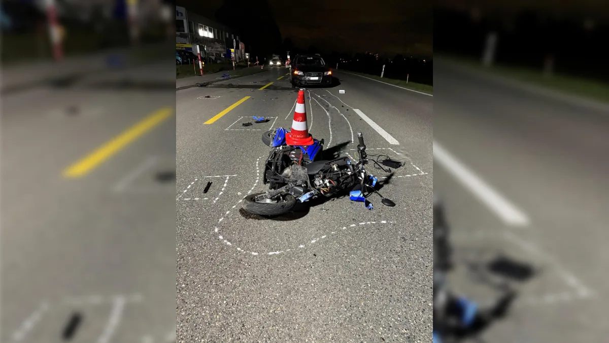 Unfallendlage der beteiligten Fahrzeuge Unfallendlage der beteiligten Fahrzeuge
