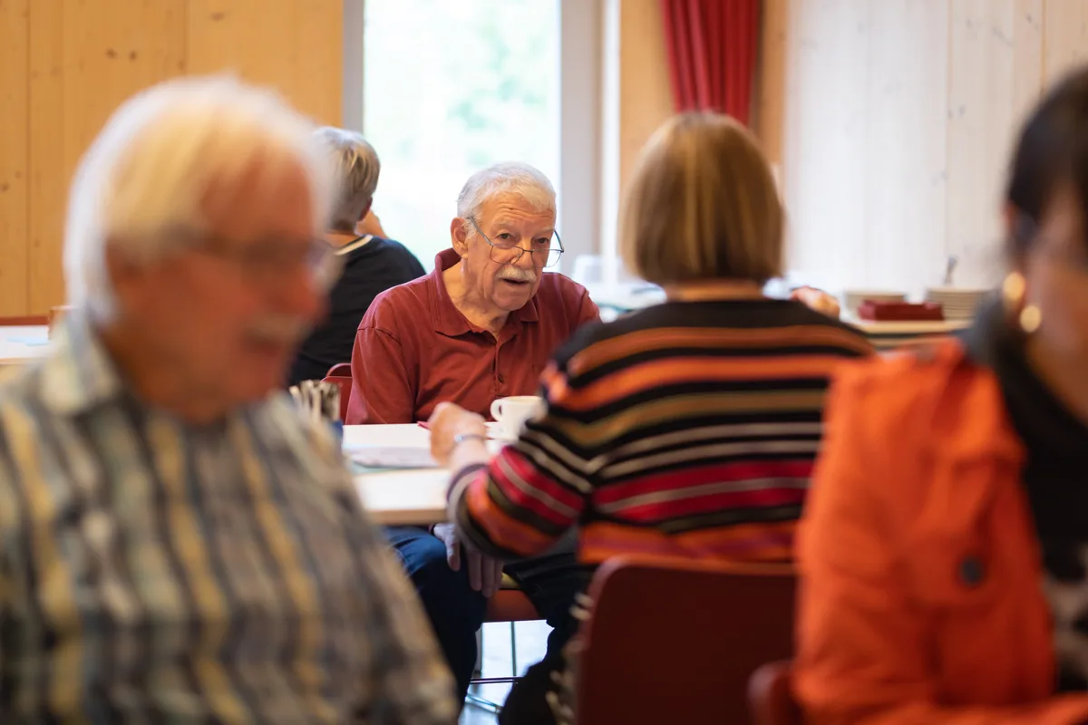 11286882-1 Zeitgut Verein, Vreni die jeweils mit Willy ins Quartierkaffi geht.